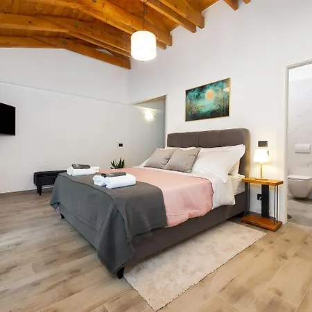 Mediterranes Mit 3 Klimaanlagen Und Privatem 1000m2 Garten Ferienhaus *